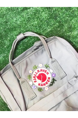 Fjallraven Kanken –  Fog / Sakura and Leaf 